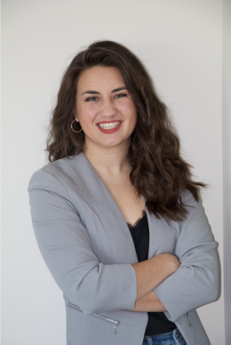 Headshot of Annamarie Burns
