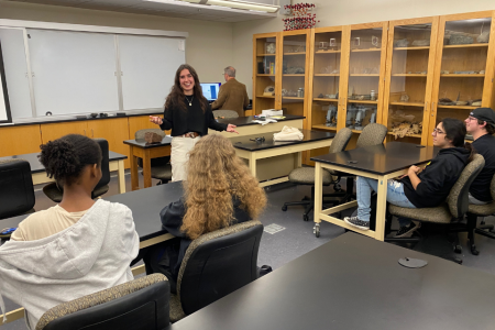 Jessi Feoli speaking to a class of students